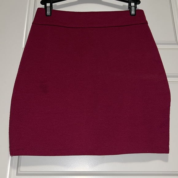 (3 for $12) Tobi Skirt - Picture 2 of 6